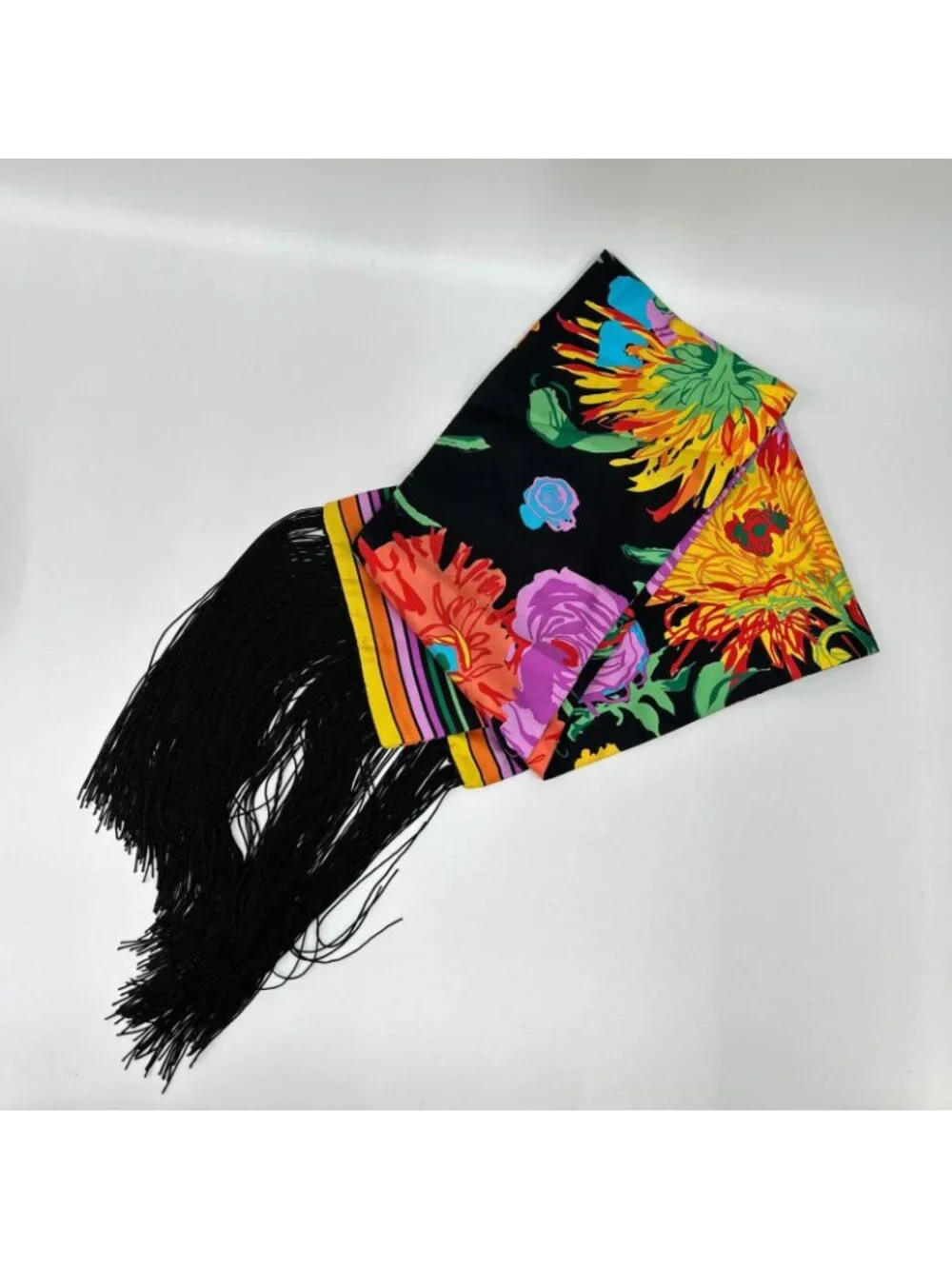 Gucci Xkenscott Shawl with Floral 38 Scarf